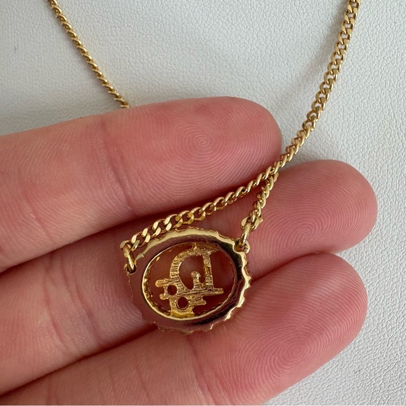 Christian Dior Gold Necklace with Crystal Accents - Picture 6 of 11